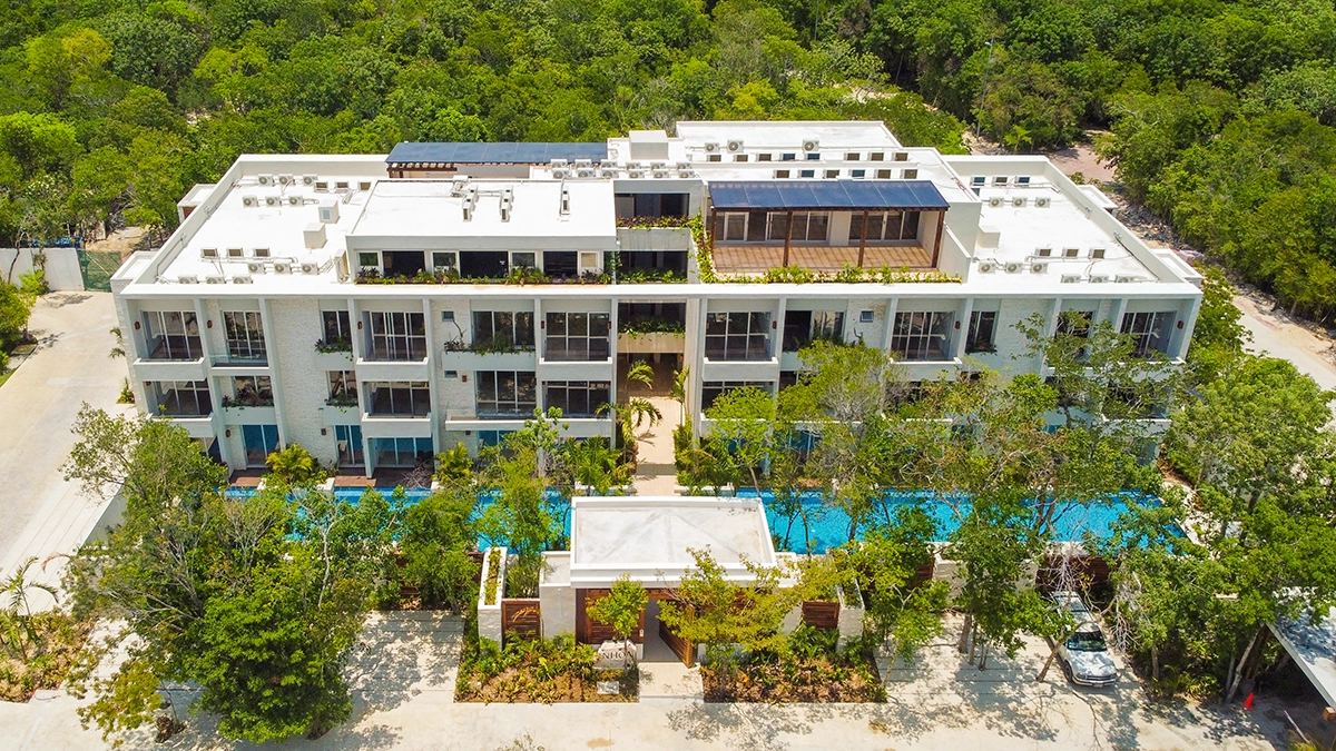 Garza Blanca PV panoramic facilities