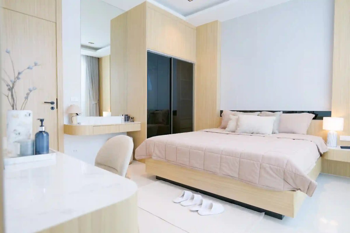 Narinsaya Pool Villas bedroom interior with en-suite bathroom