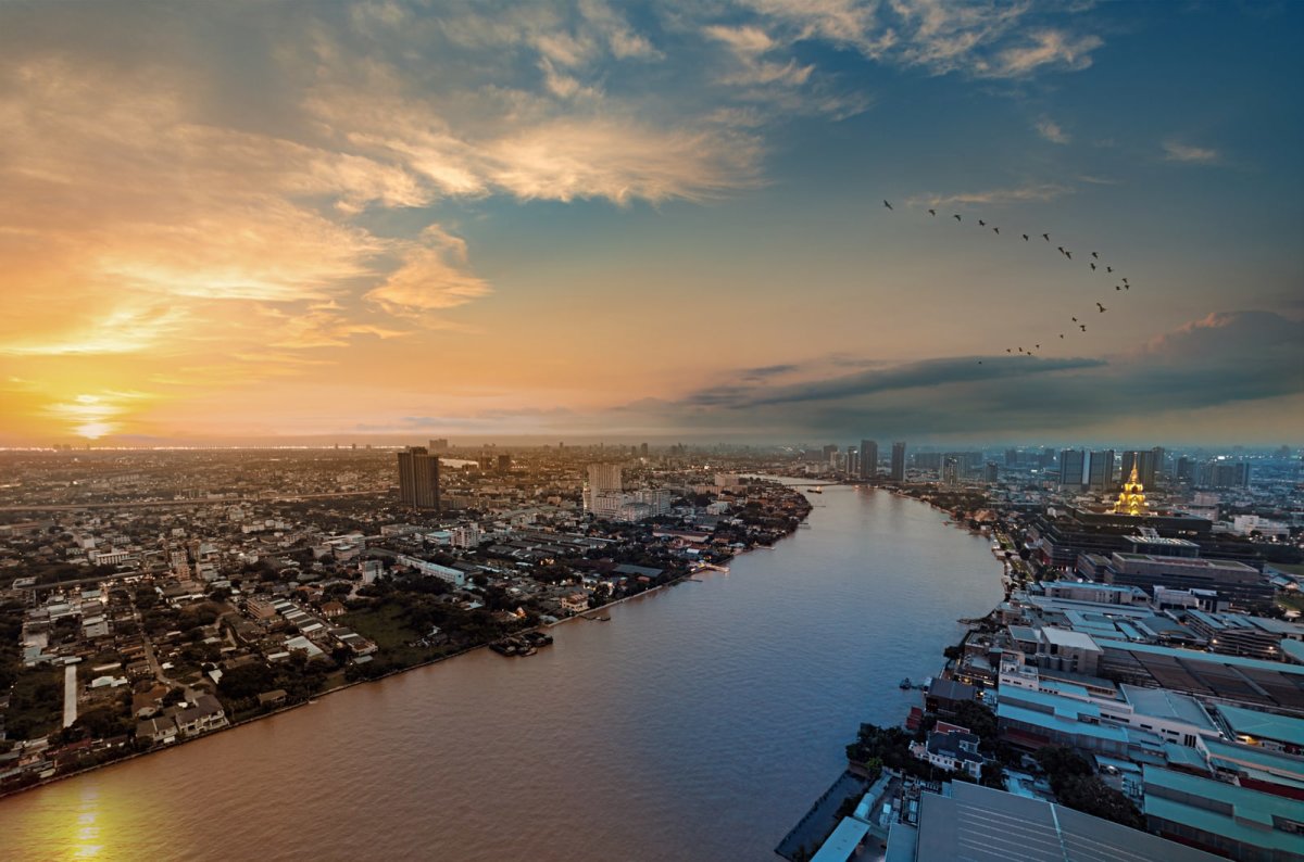 Wan Vayla Na Chaophraya: Prices, Units and Title