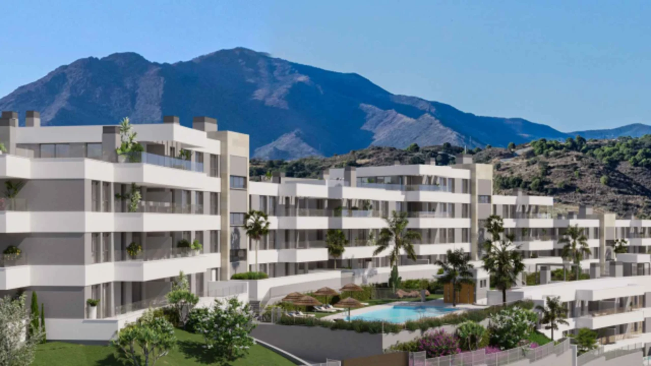 Insur Scala Estepona Review: Grupo Insur Homes 2026, featured Spain project