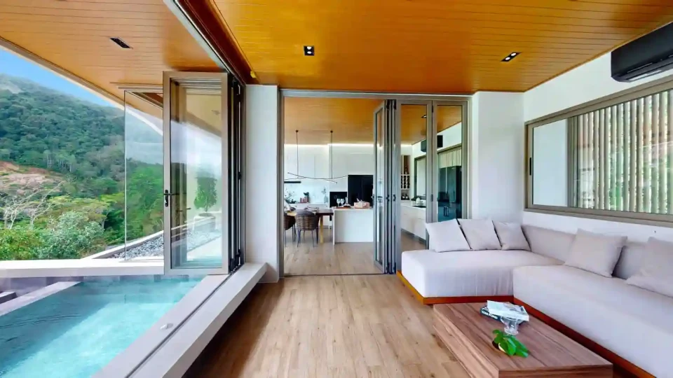 Prime Pano master suite interior