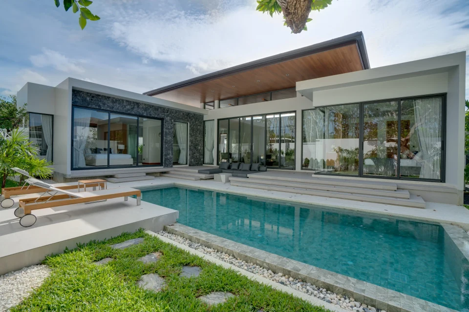 Botanica Modern Loft II, exterior facade with pool terrace
