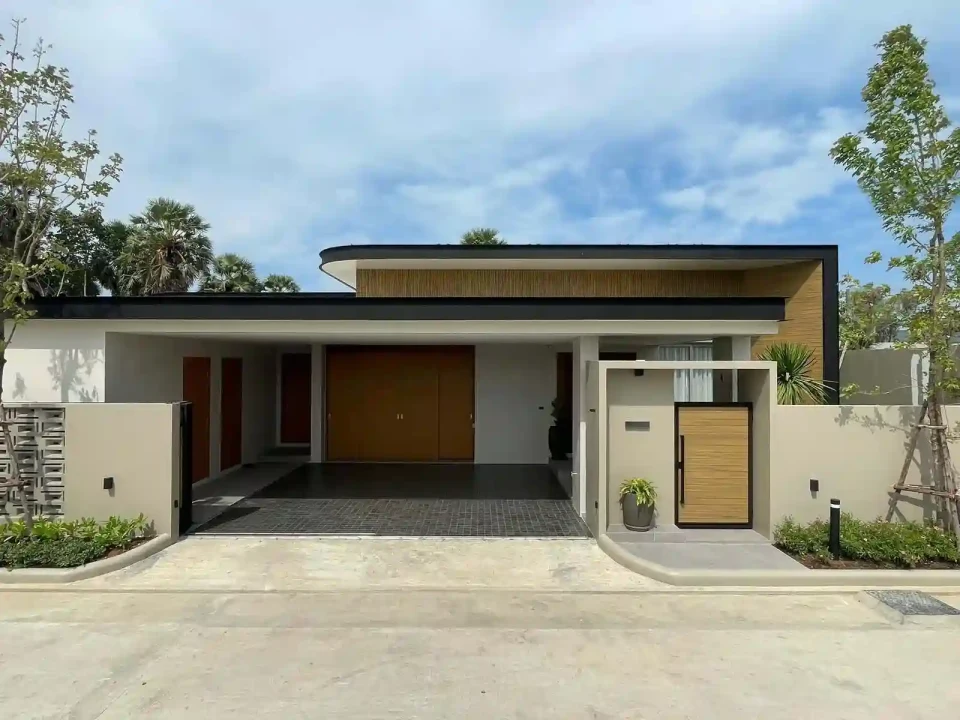 Alinda Villas exterior, villa pool and tropical garden