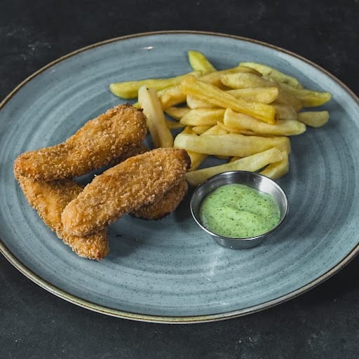 Chicken little & papas fritas