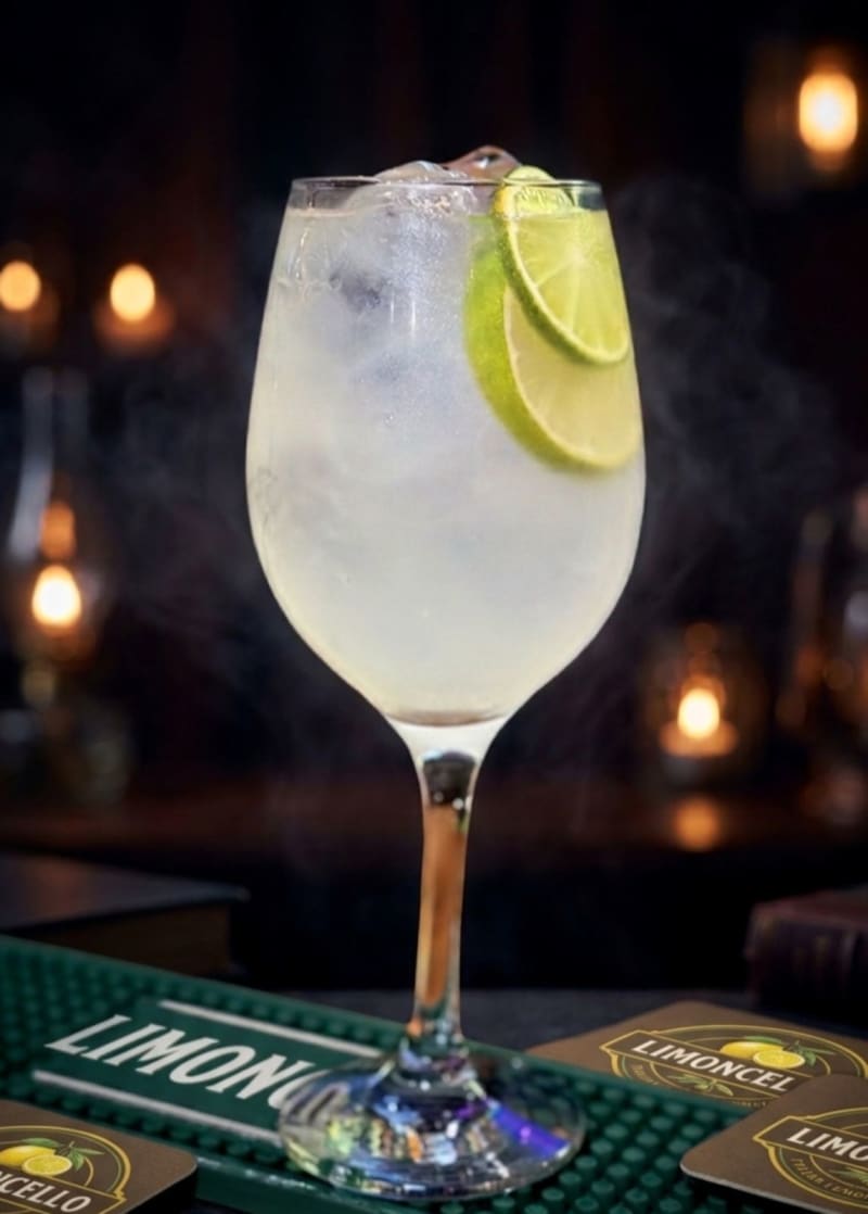 Limoncello Spritz