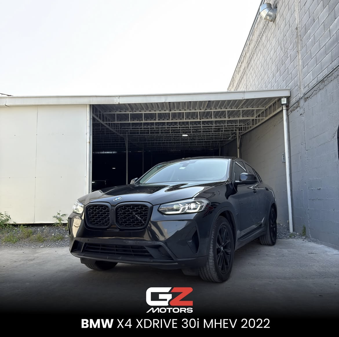 BMW X4 xDrive30i 2022 - foto 1