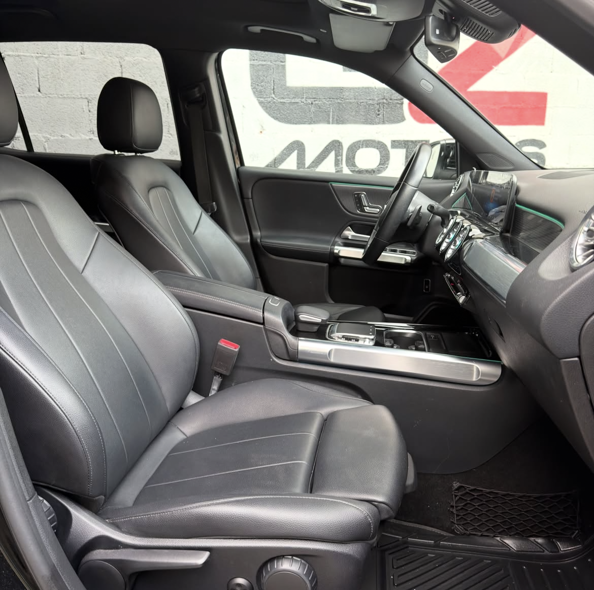 Mercedes-Benz GLB 250 2020 - foto 9