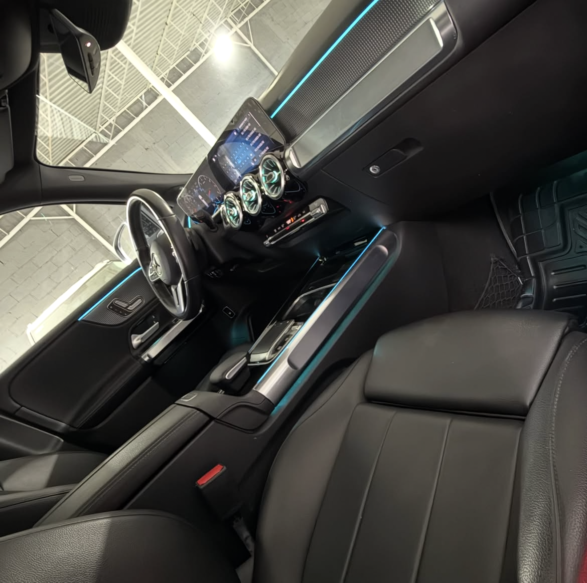 Mercedes-Benz GLB 250 2020 - foto 20
