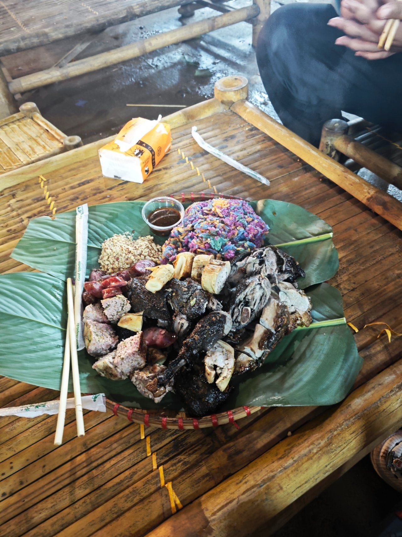 Ăn chơi ngày tết