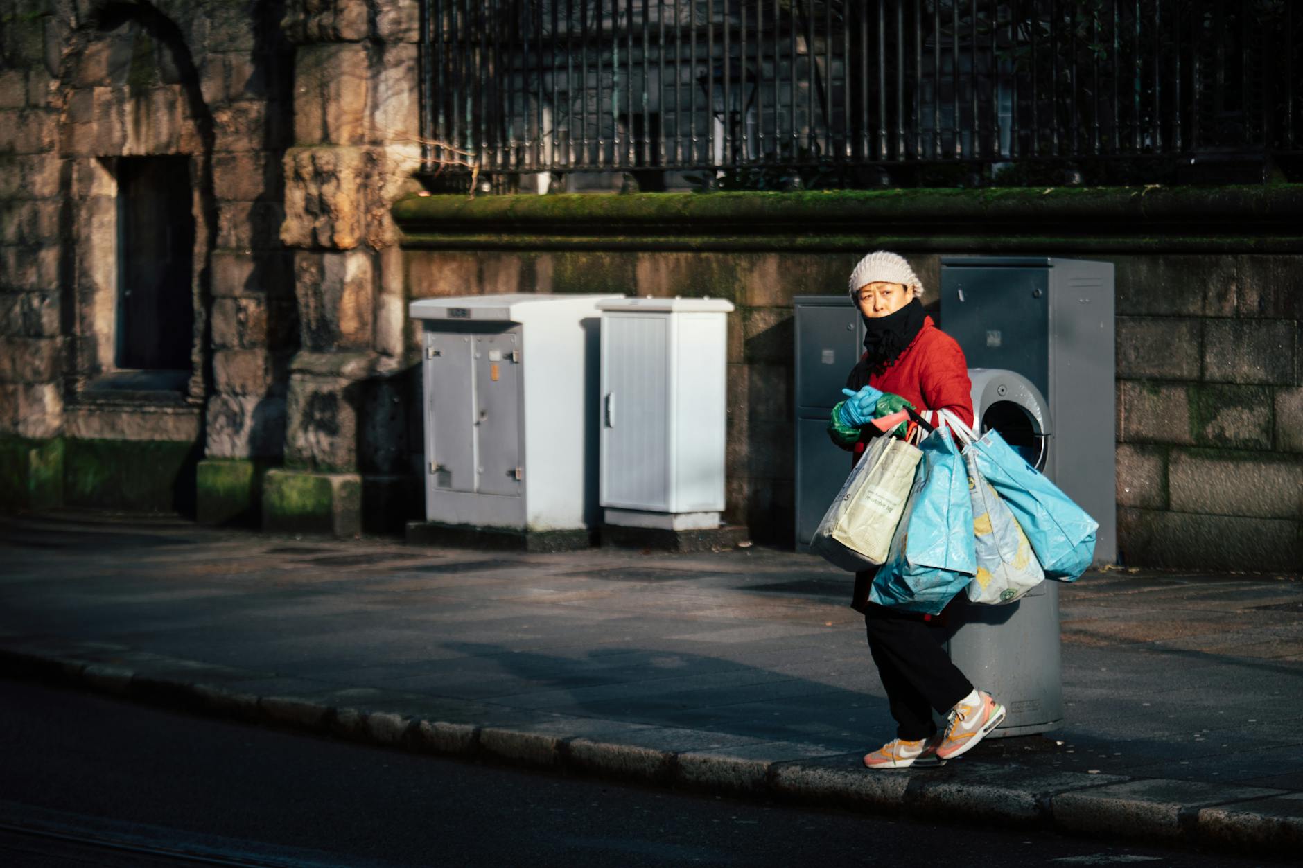 Một Buổi Sáng Mát Mẻ Ở Địa Phương