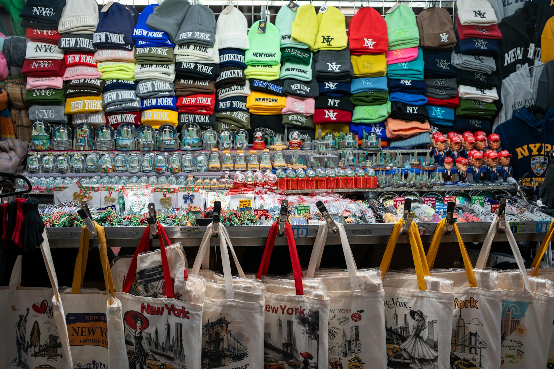 Một ngày len lỏi giữa chợ biên giới Tịnh Biên, An Giang