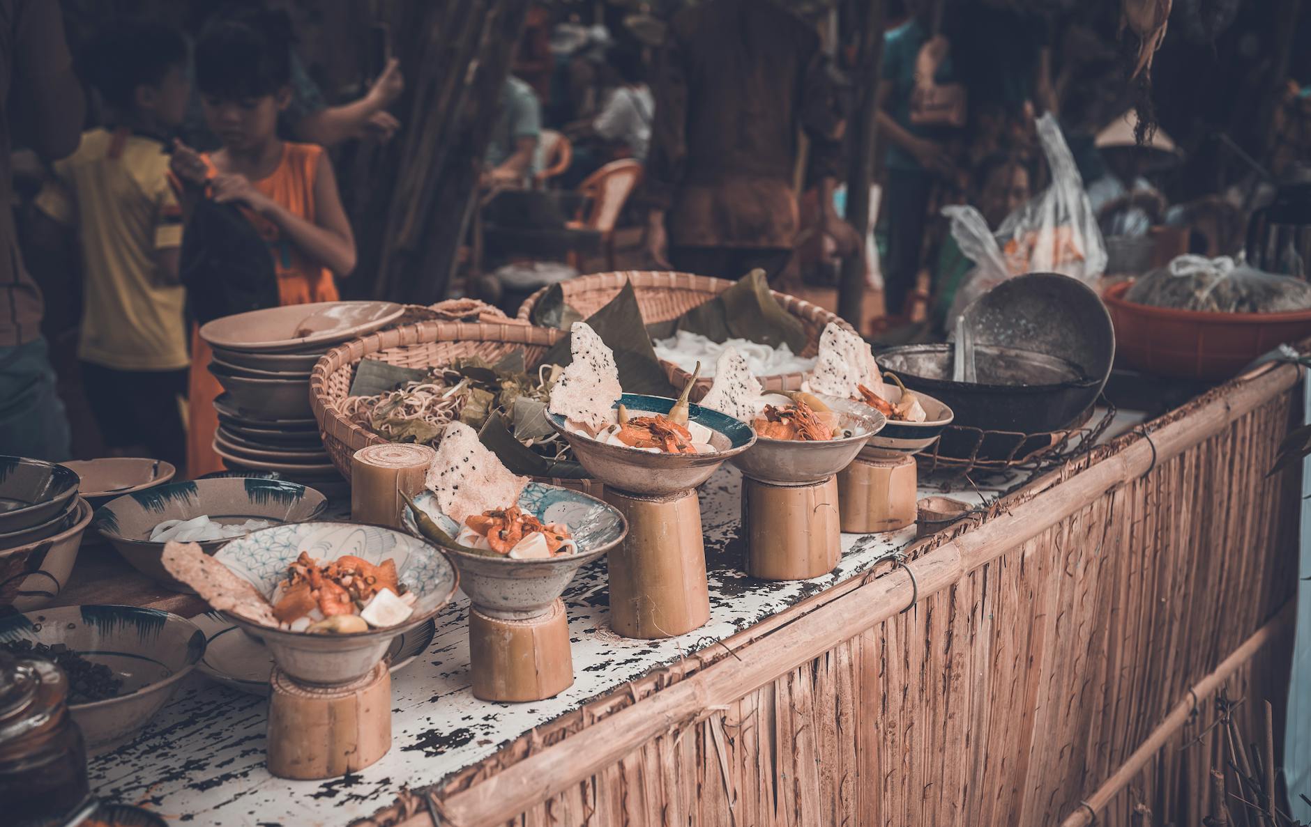 Chuyến đi nhớ mãi với bữa cơm chung của người dân bản Sê San