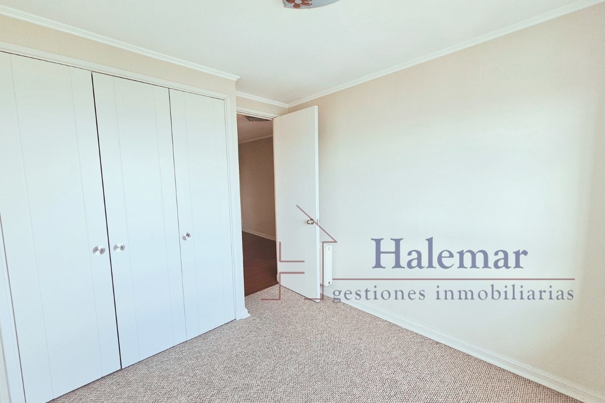 Lawrence 372, Puerto Montt