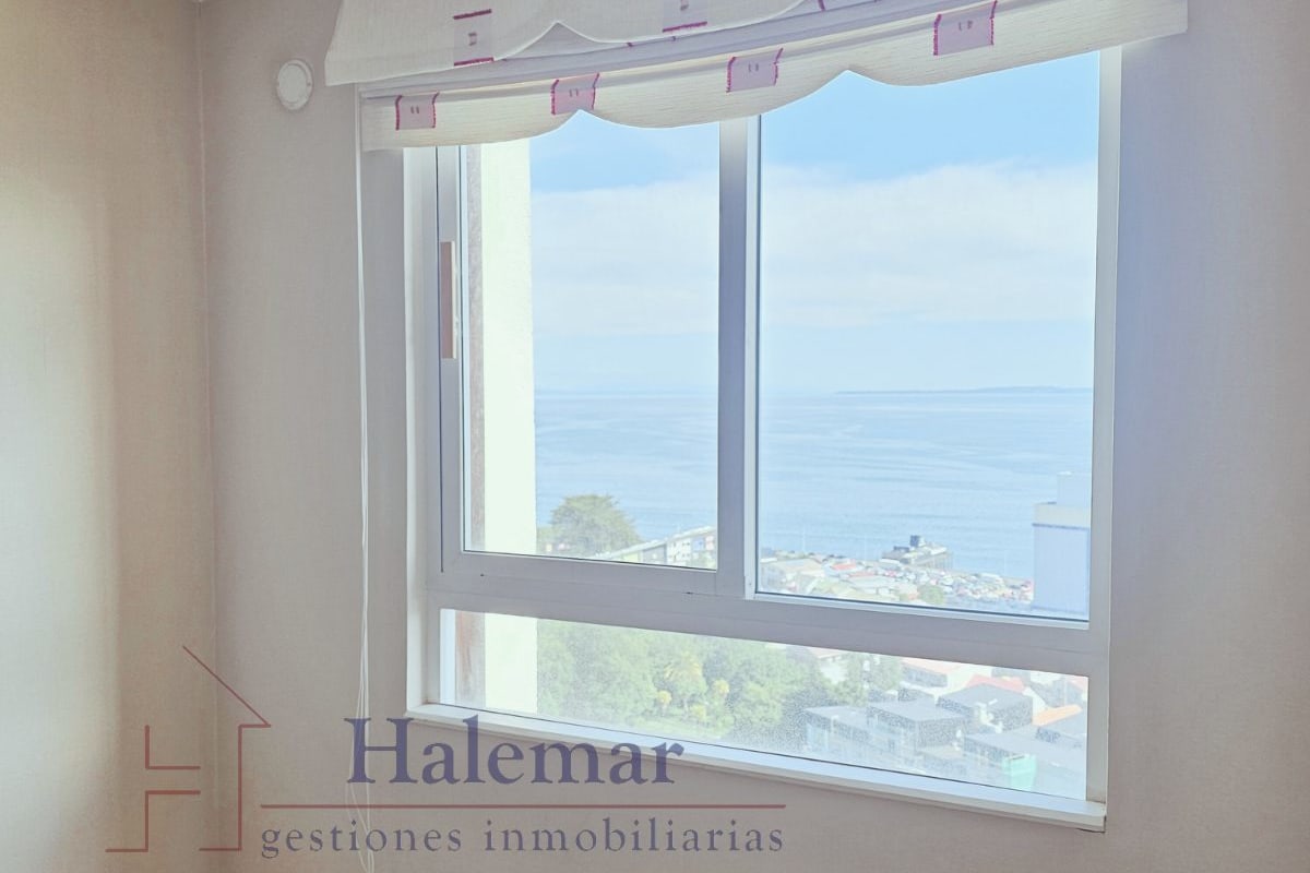 Lawrence 372, Puerto Montt