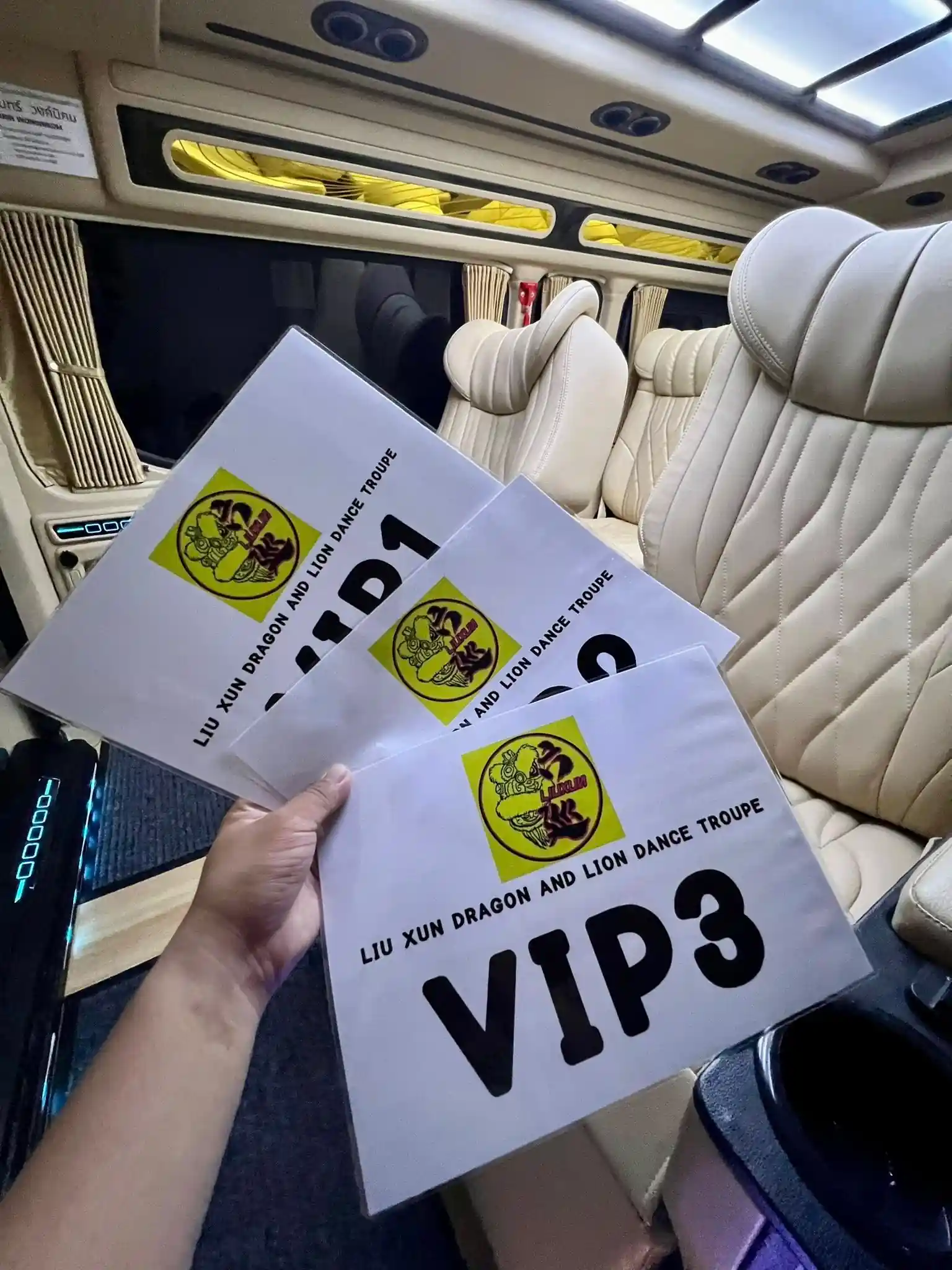 รถตู้ VIP ภูเก็ต 21