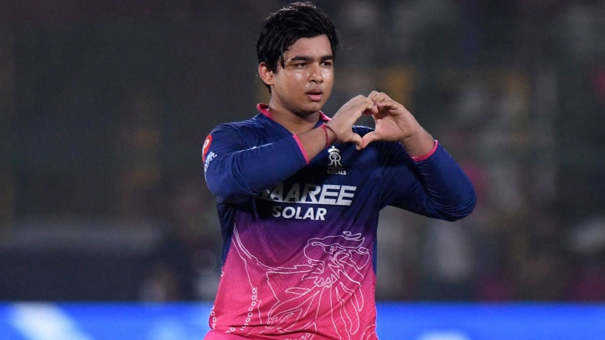 IPL 2026: वैभव सूर्यवंशी को लेकर R अश्विन का बड़ा बयान, कहा- तीनों फॉर्मेट में मौका मिलना चाहिए