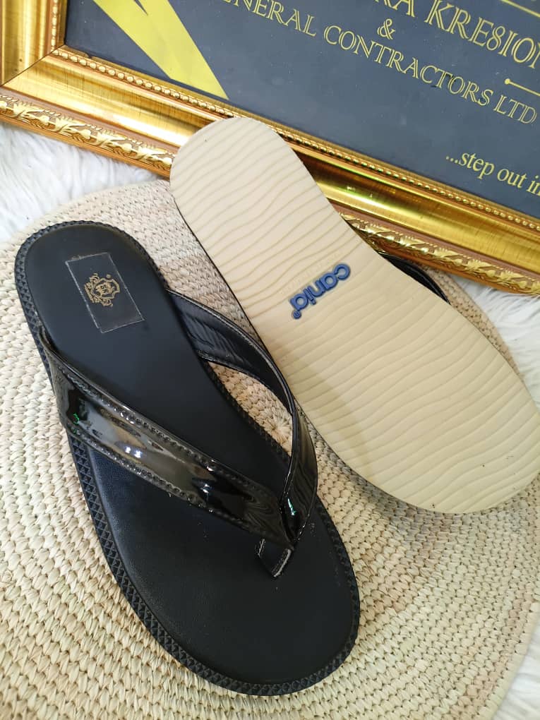 Classic Black Leather Slippers – Default 3