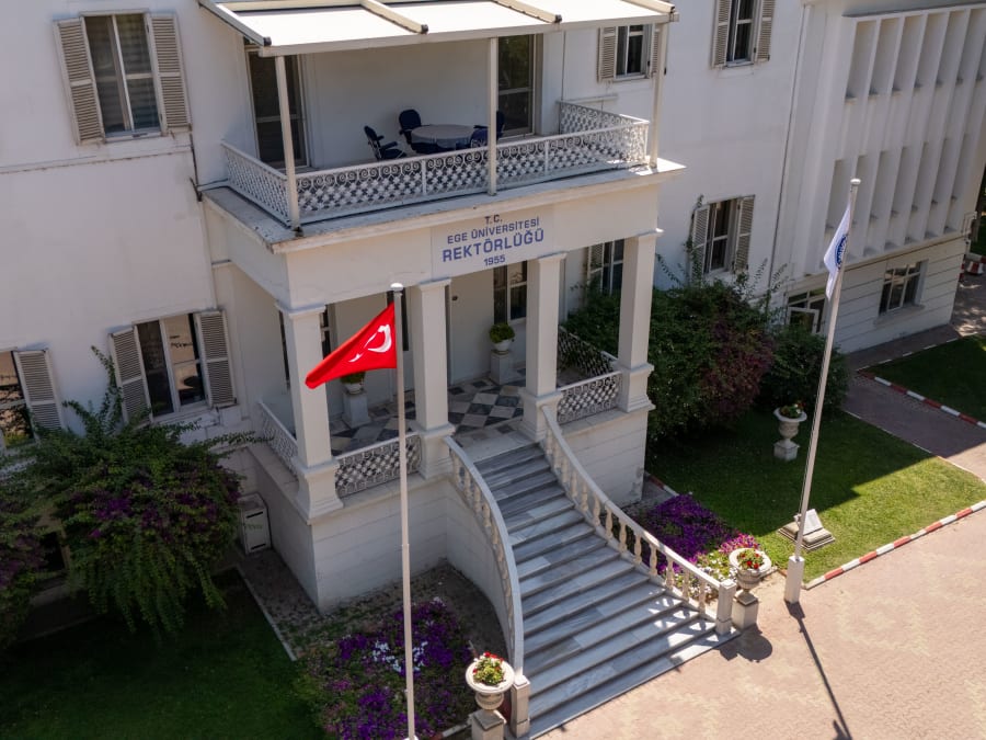 C. Whittall Köşkü (Büyük Ev) - 3