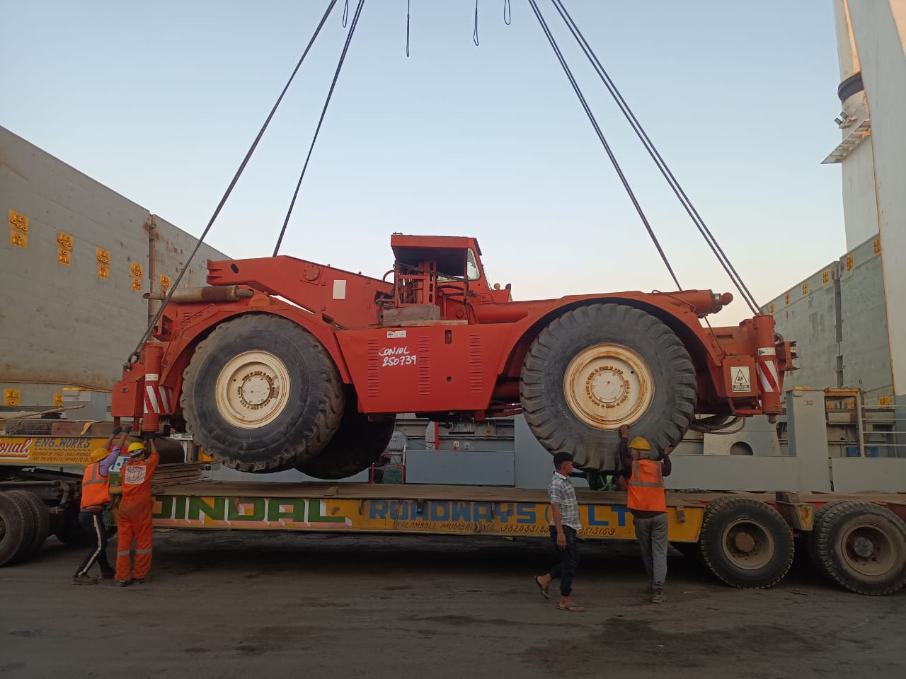 Heavy Cargo Handling
