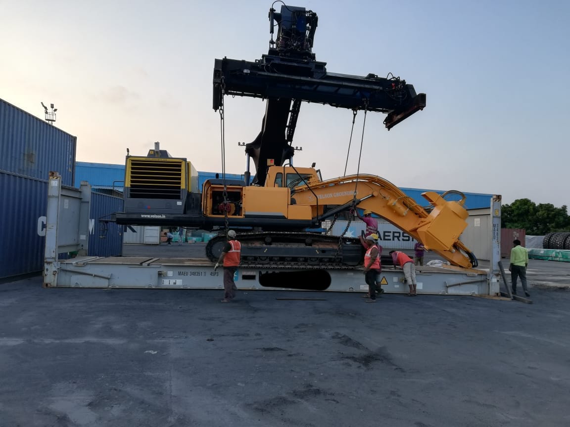 Heavy Construction Excavators Transport