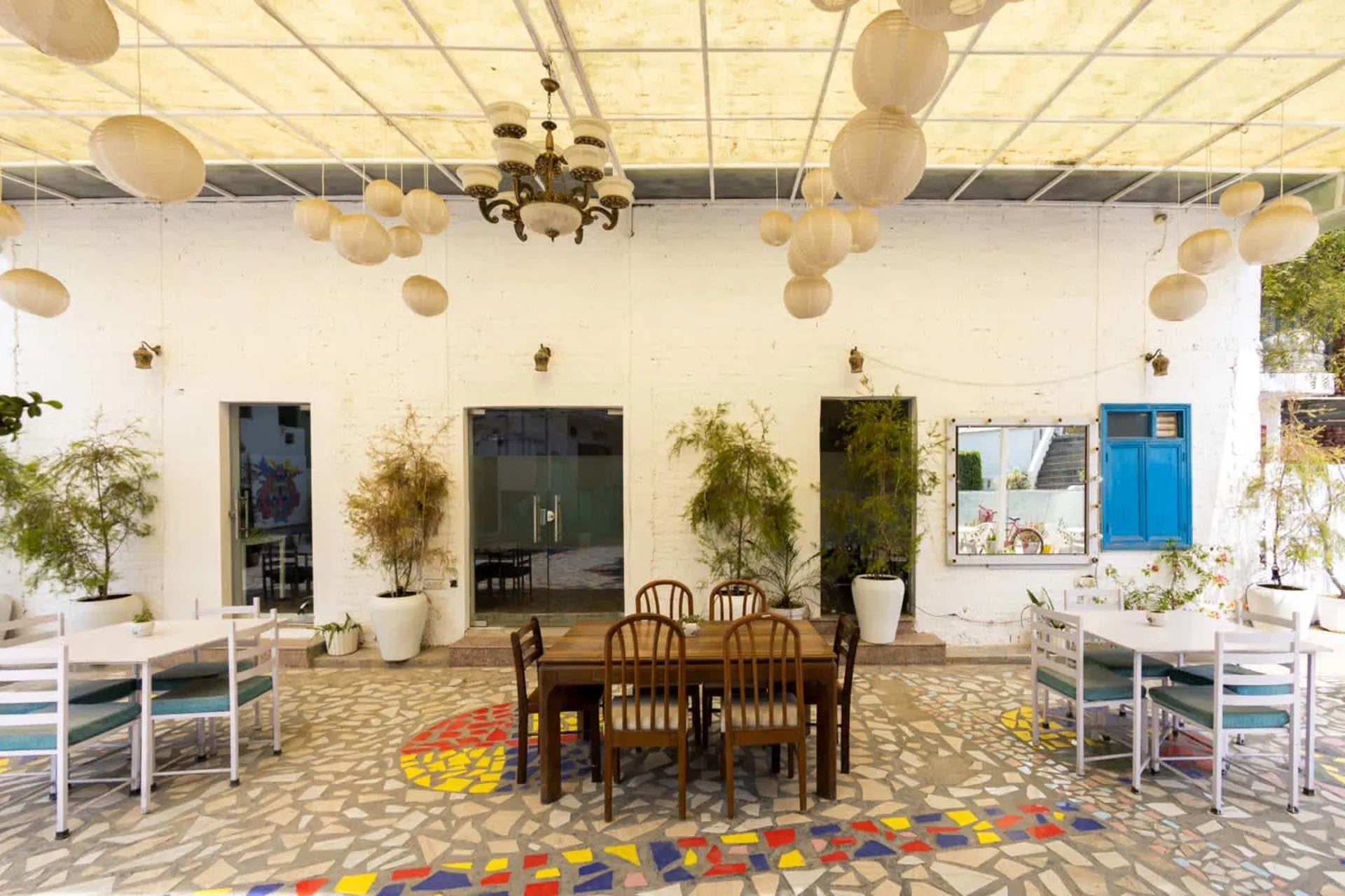La Vie En Rose Coworking and Cafe 2