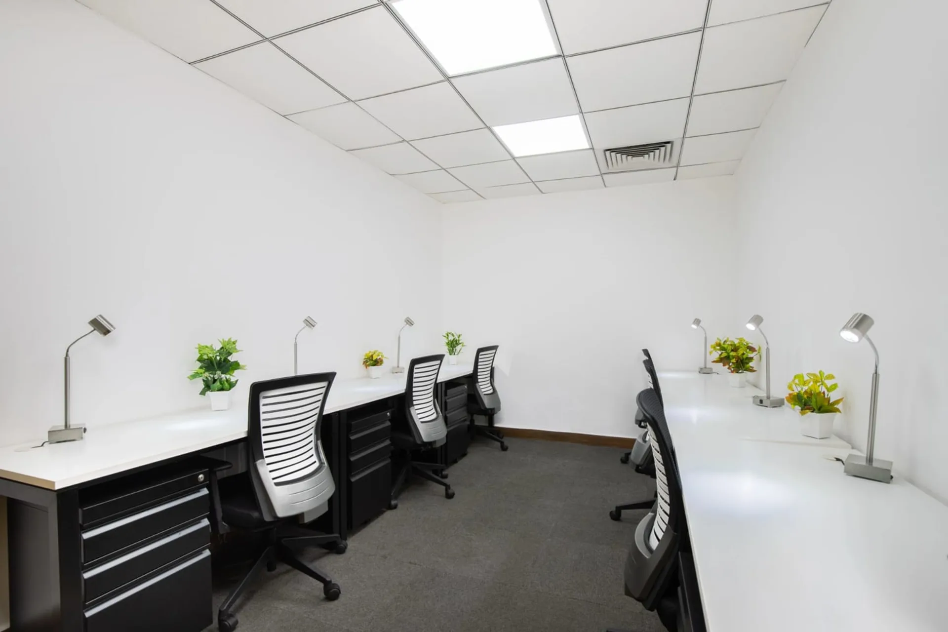 Regus - Eros Corporate Tower 2