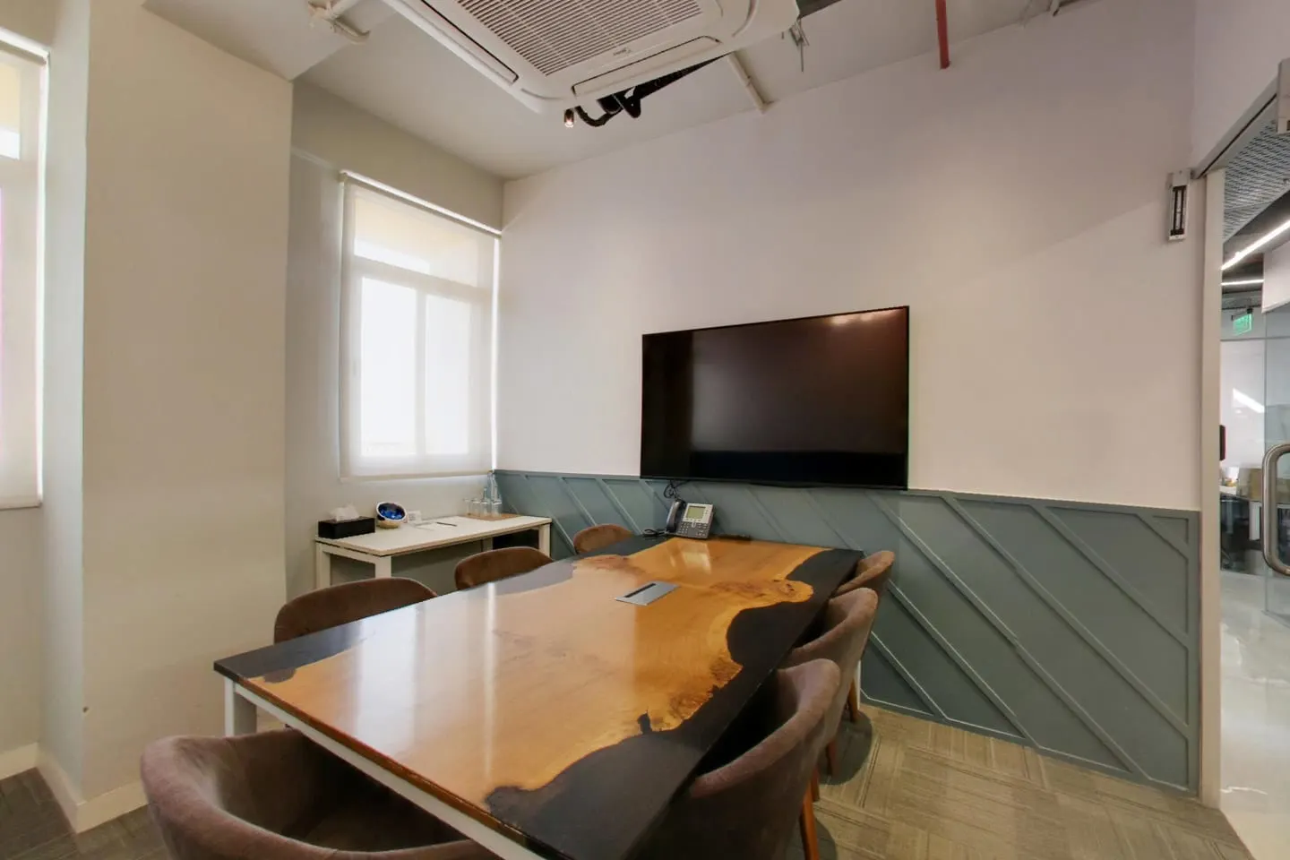Avanta Business Centre - Ambadeep Building 5