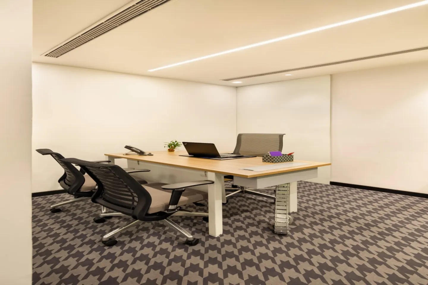 Corporatedge - HT House
