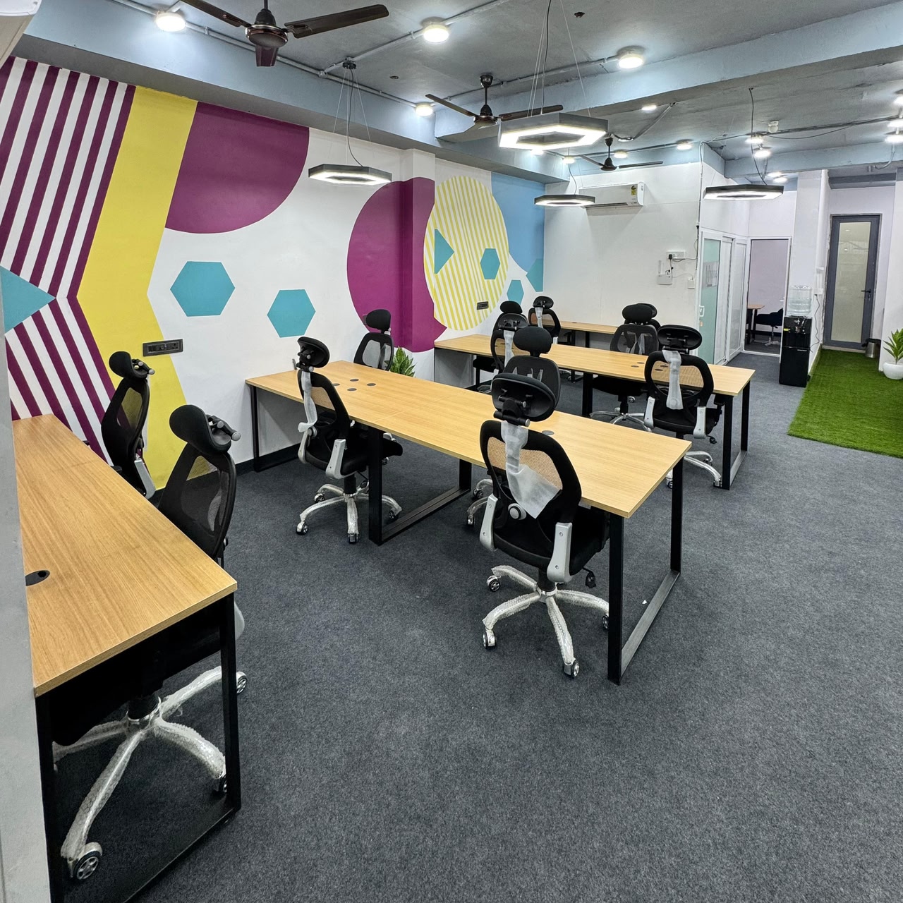 4U Coworks 23