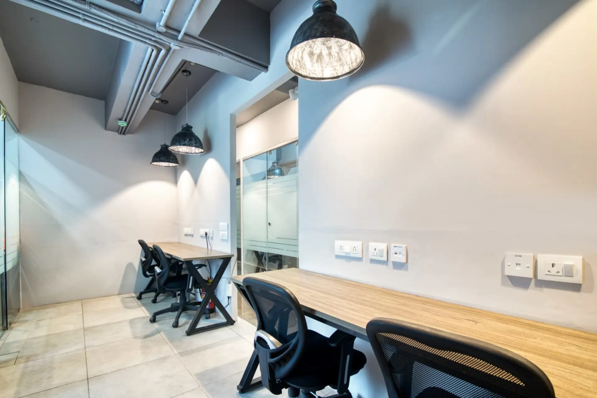 Rworkspaces - Vardhman Trade Centre 4