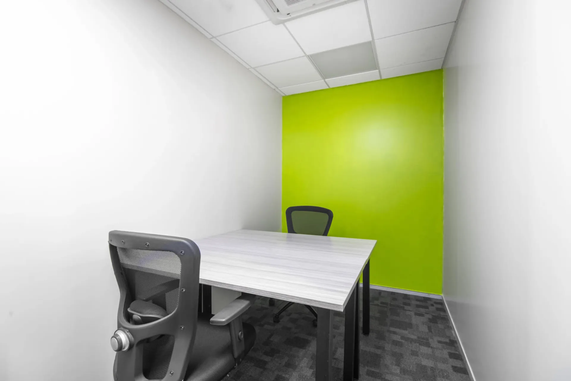Regus - International Trade Tower 6