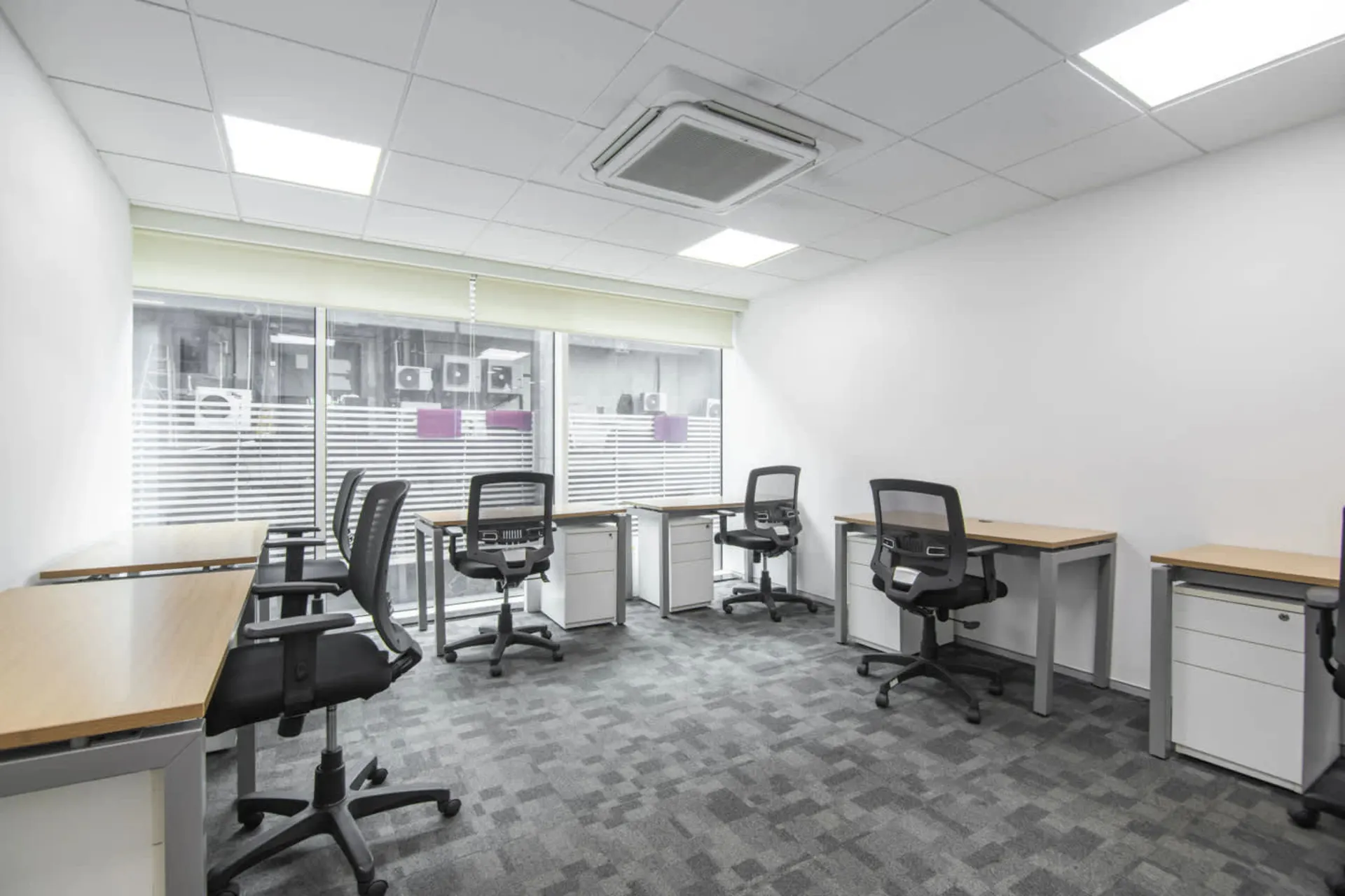 Regus - International Trade Tower 3