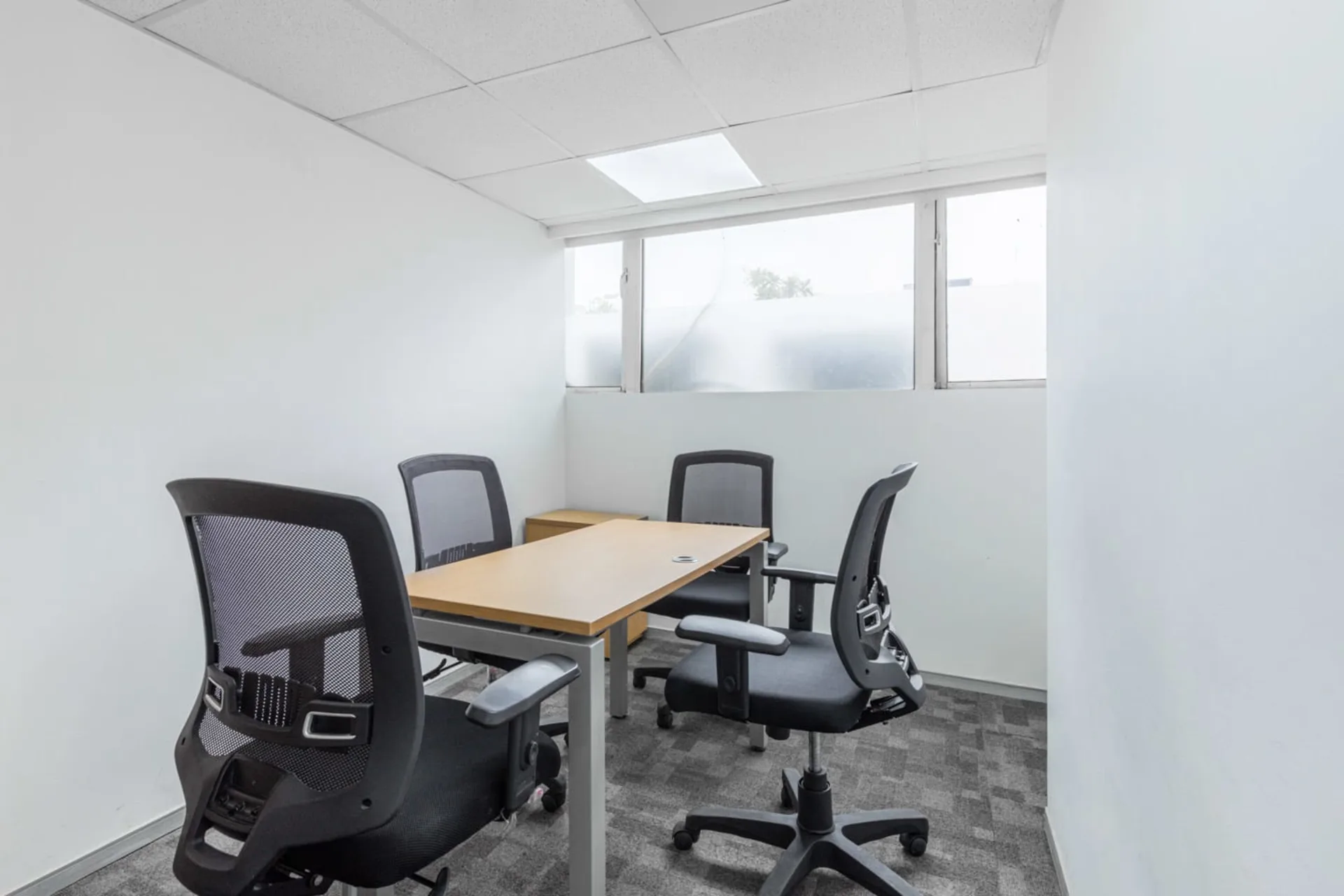 Regus 3