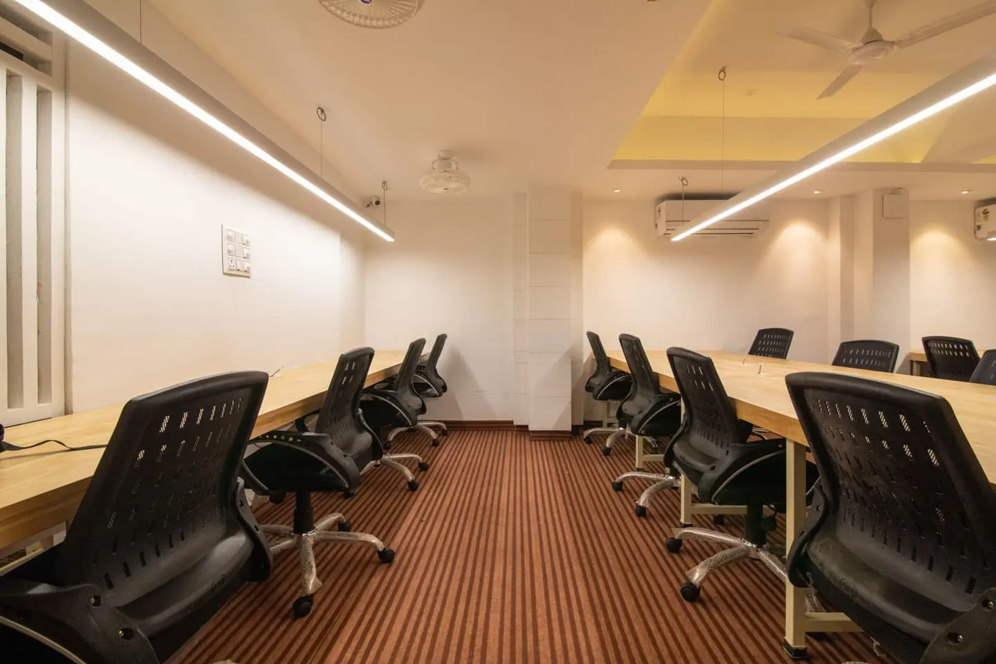 Empowerers Coworking City 4