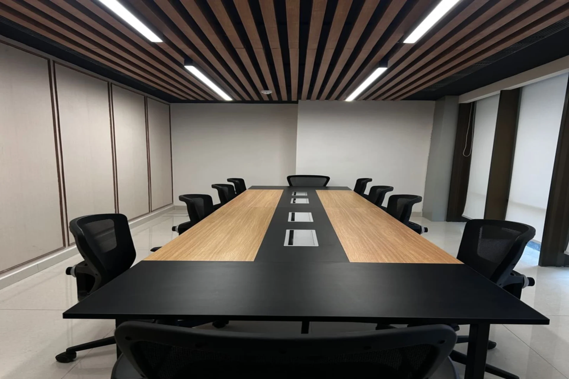 Ofis Square - Iconic Correnthum 9