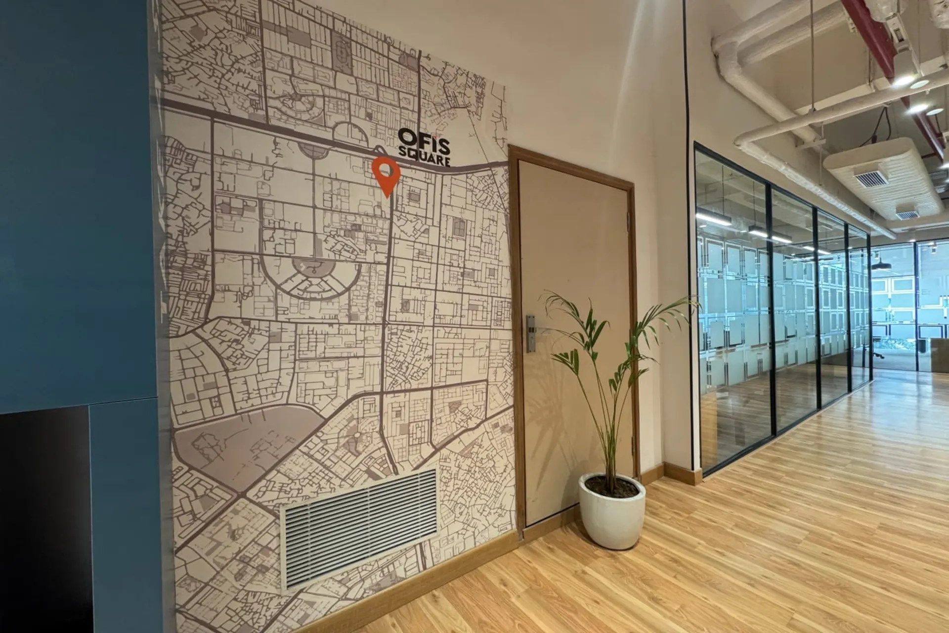 Ofis Square - Iconic Correnthum 7