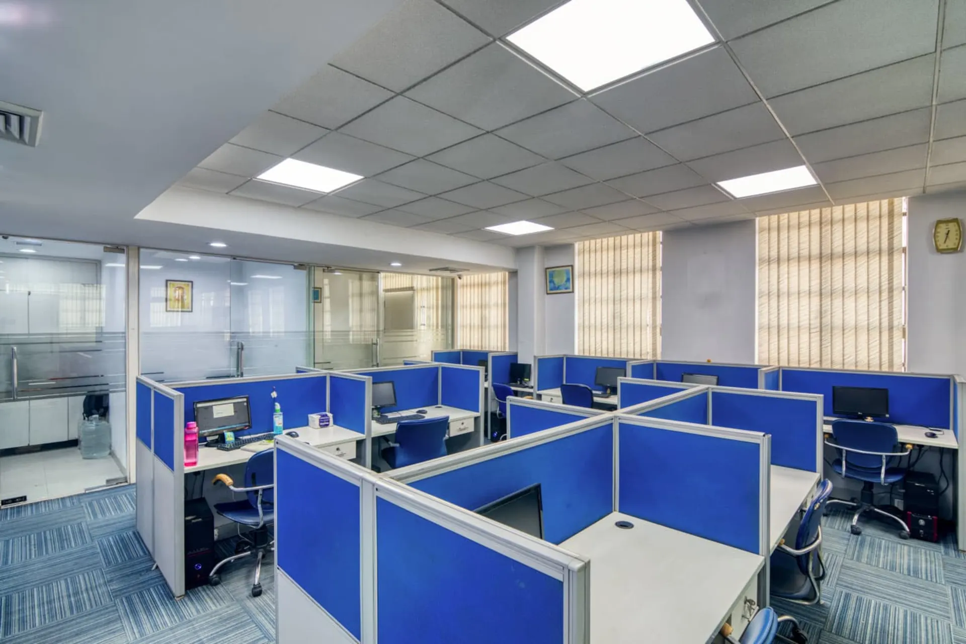 Symmetrical Coworking 2