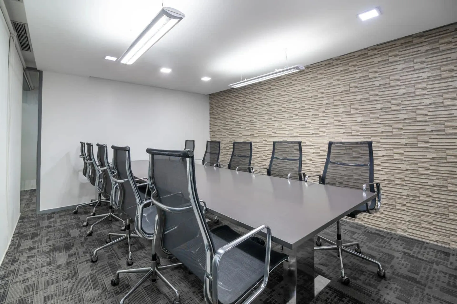 Regus 2