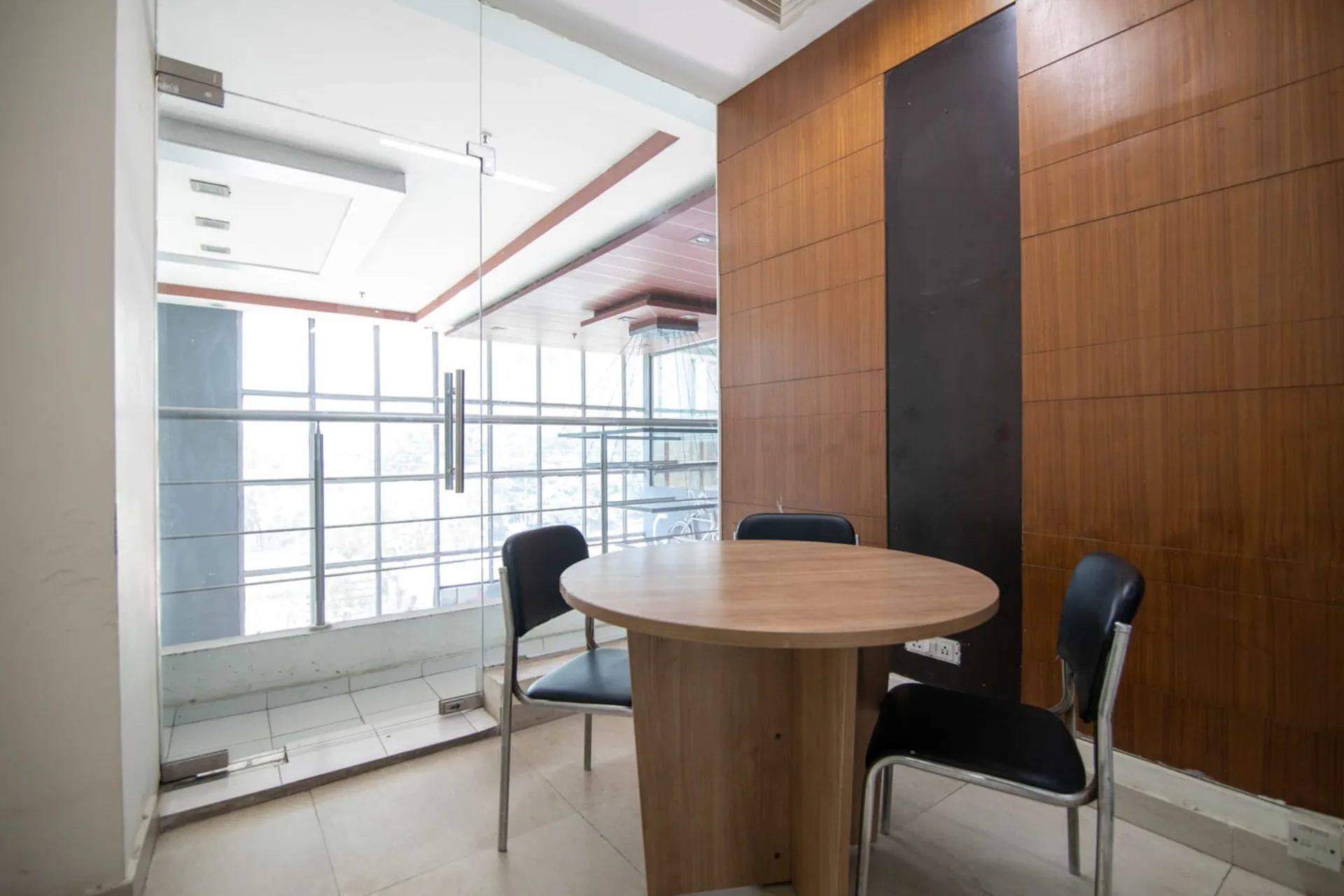 Revstart - Eco Tower 5