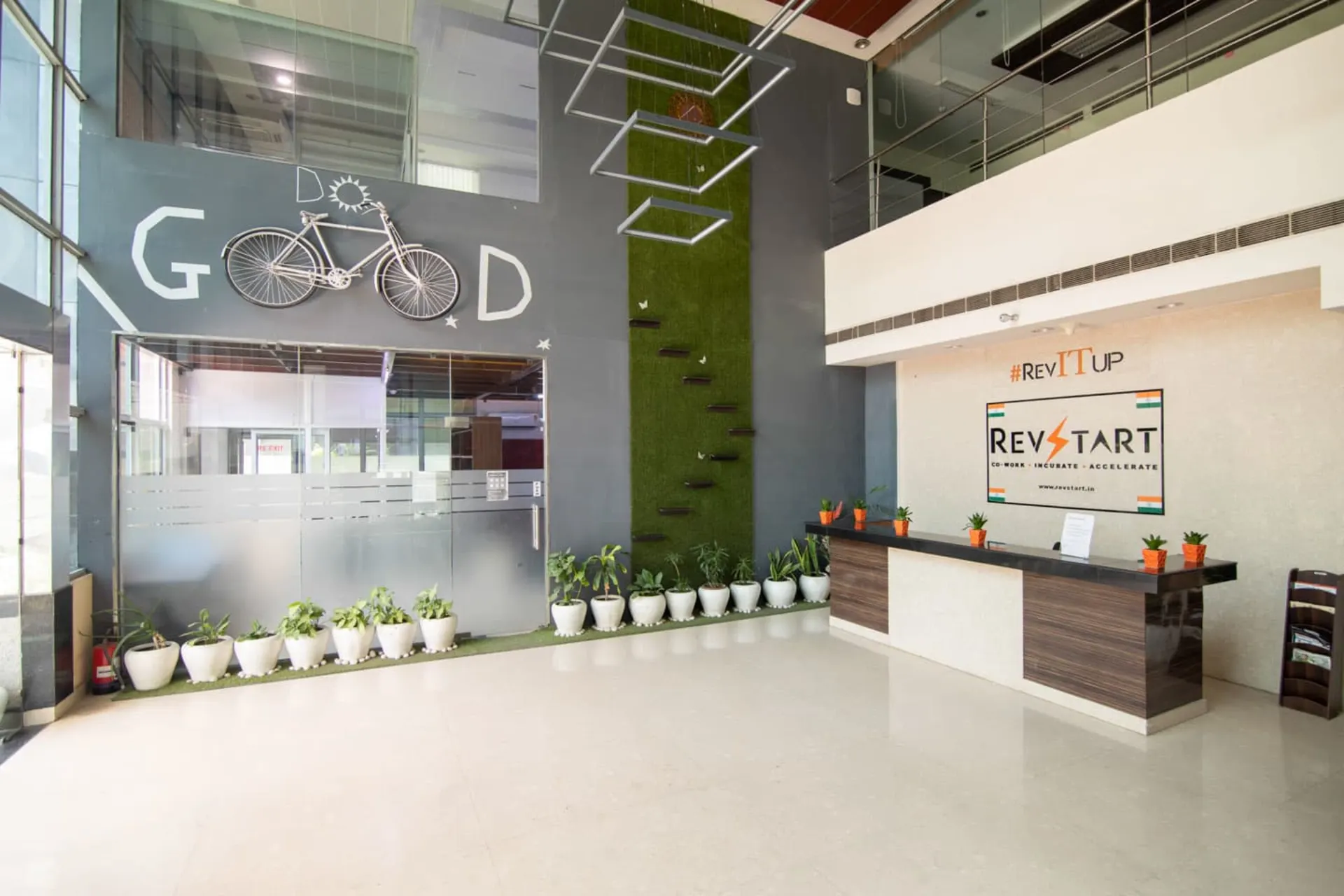 Revstart - Eco Tower 6