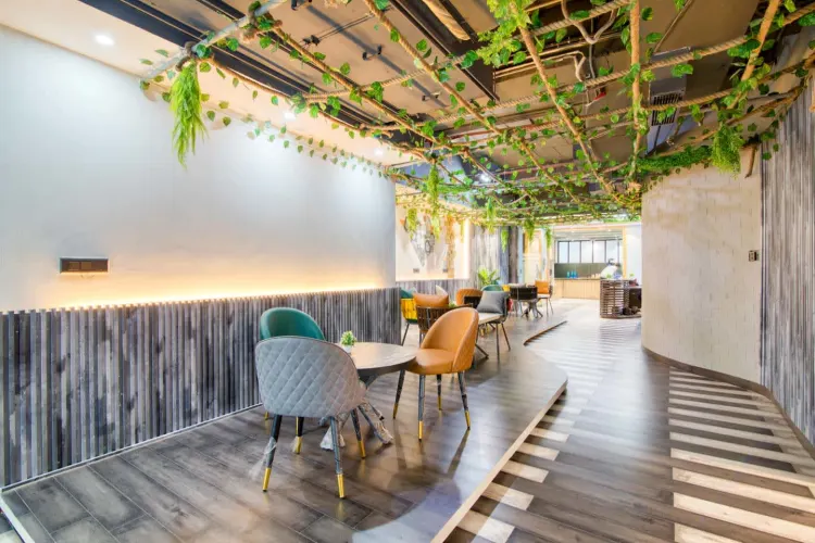 Qbicals Coworking - Tapasya Corp Heights 8