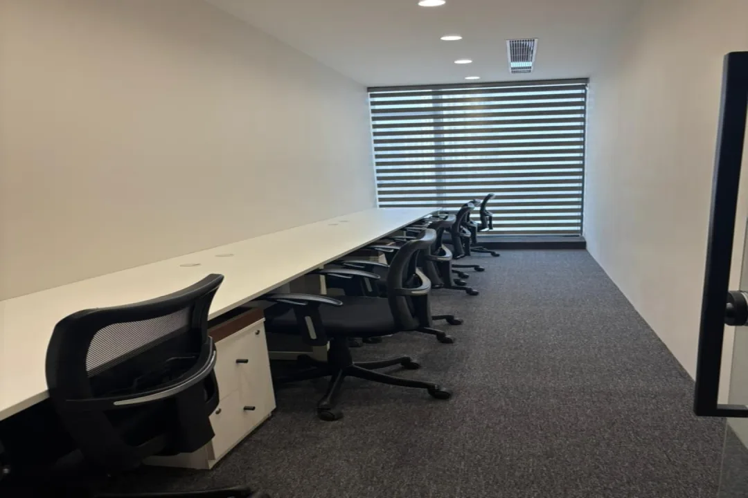 Workspaces By Innova - Pinnacle Tower 6