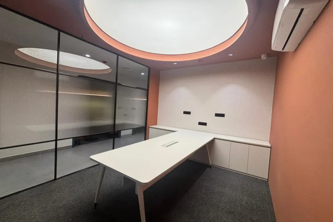 Workspaces By Innova - Pinnacle Tower 4