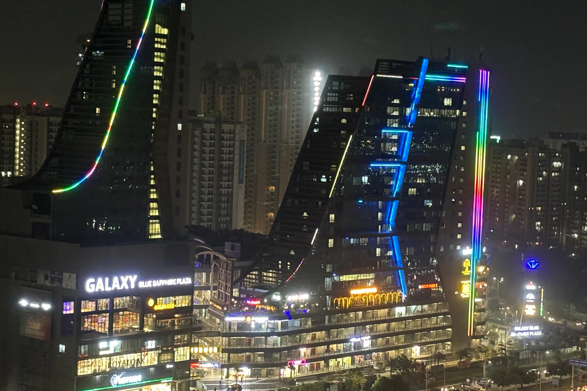 Office 2.0 - Galaxy blue sapphire plaza 5