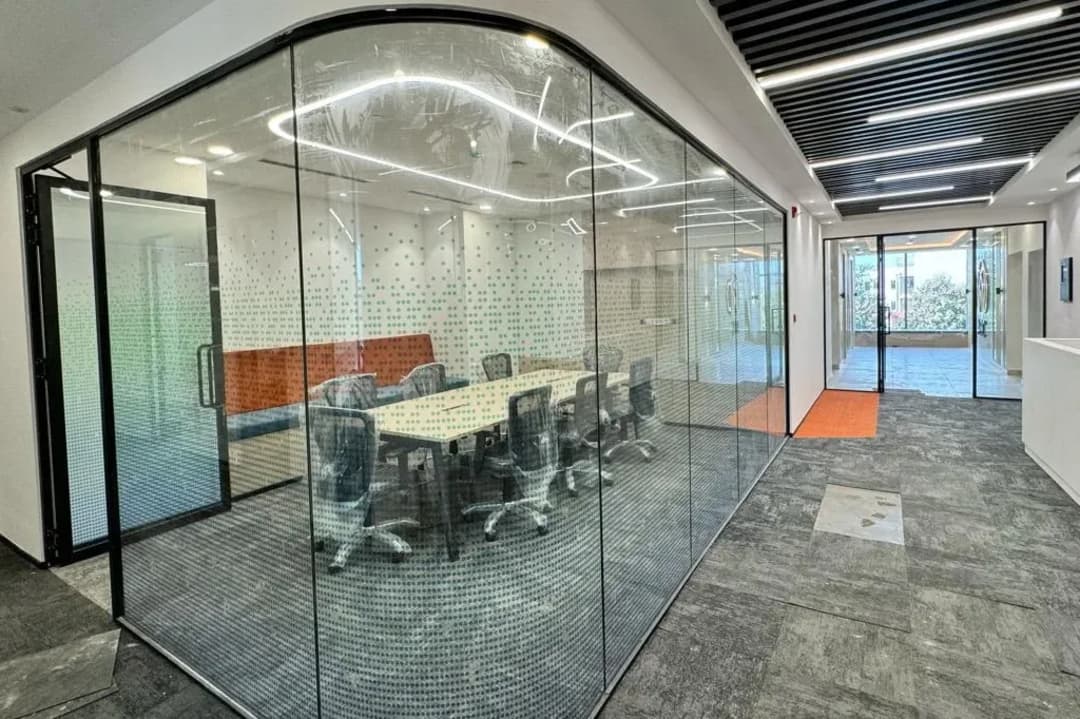 Apeejay Business Center - Signature Tower 7