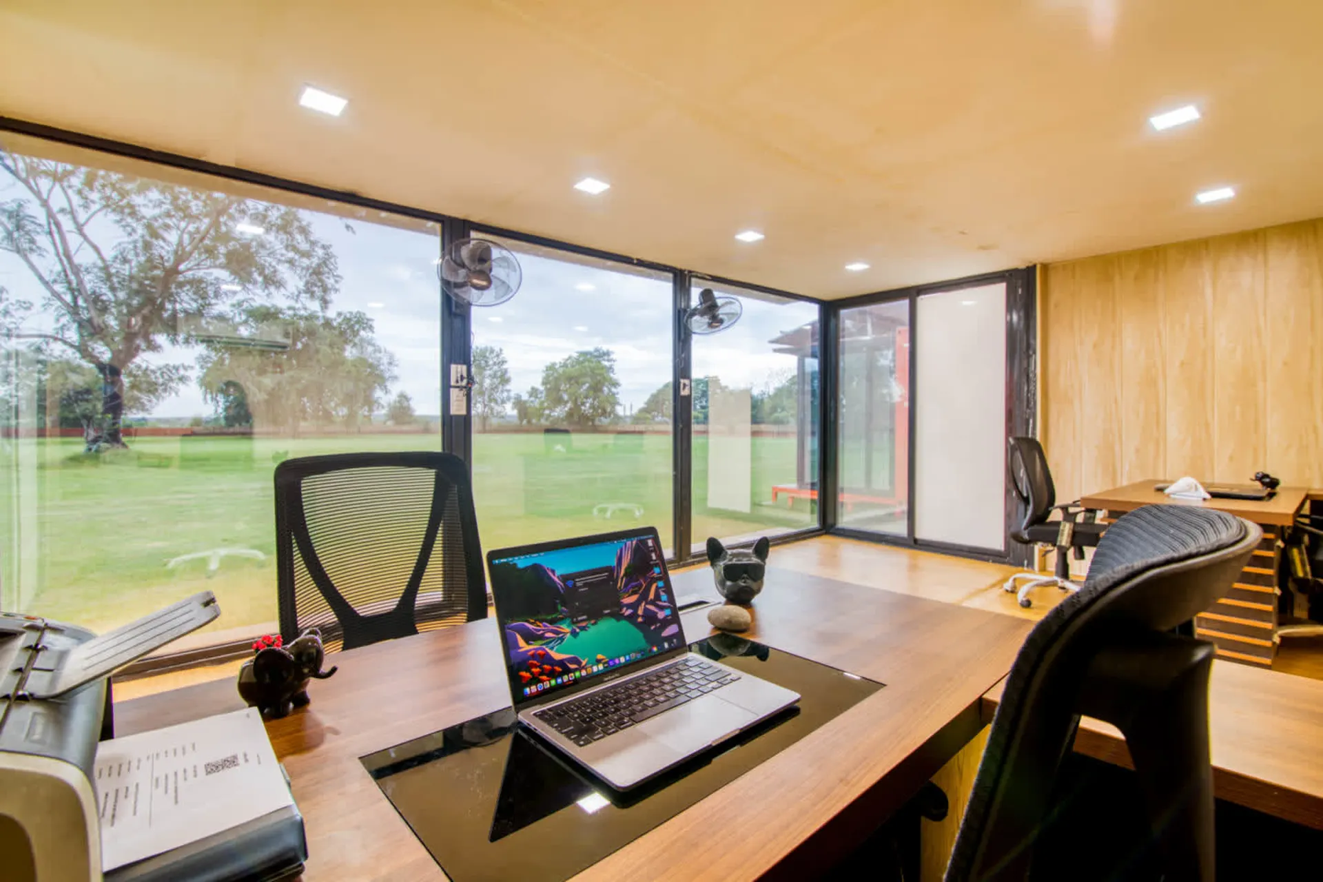 THE UNIT CO-WORKING by IDEASHACKS 7