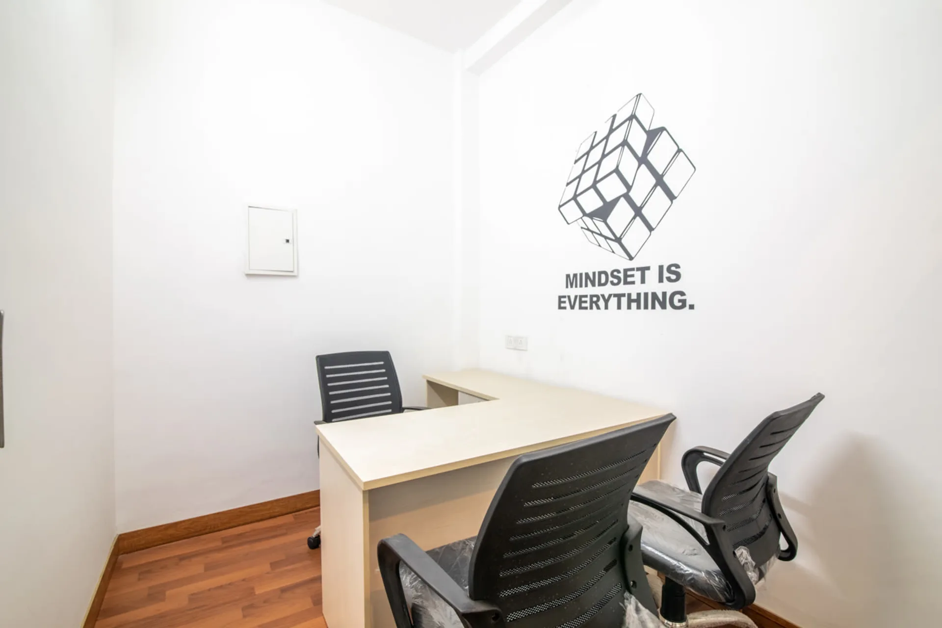 Oahfeo - Business Center 2