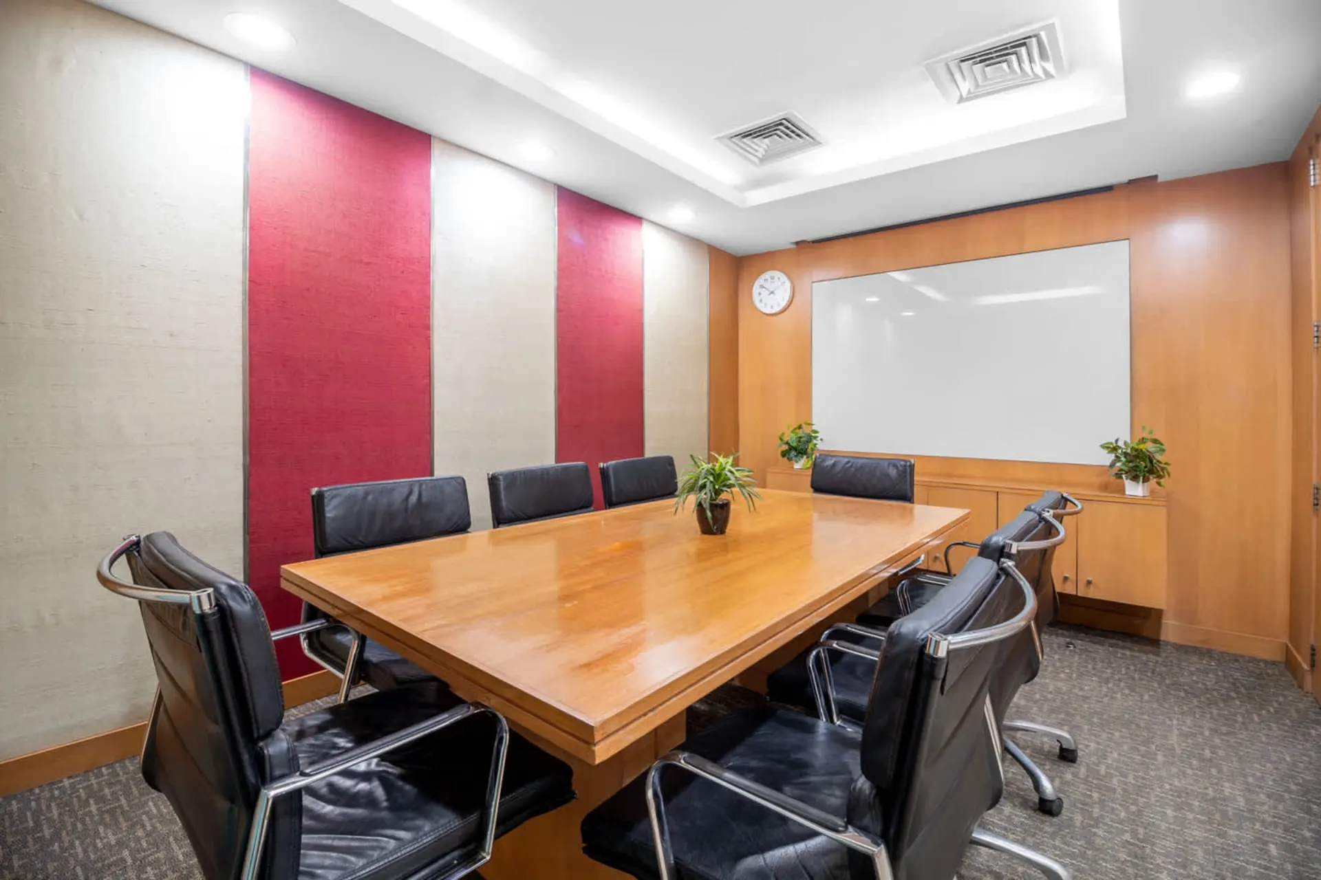Regus 7
