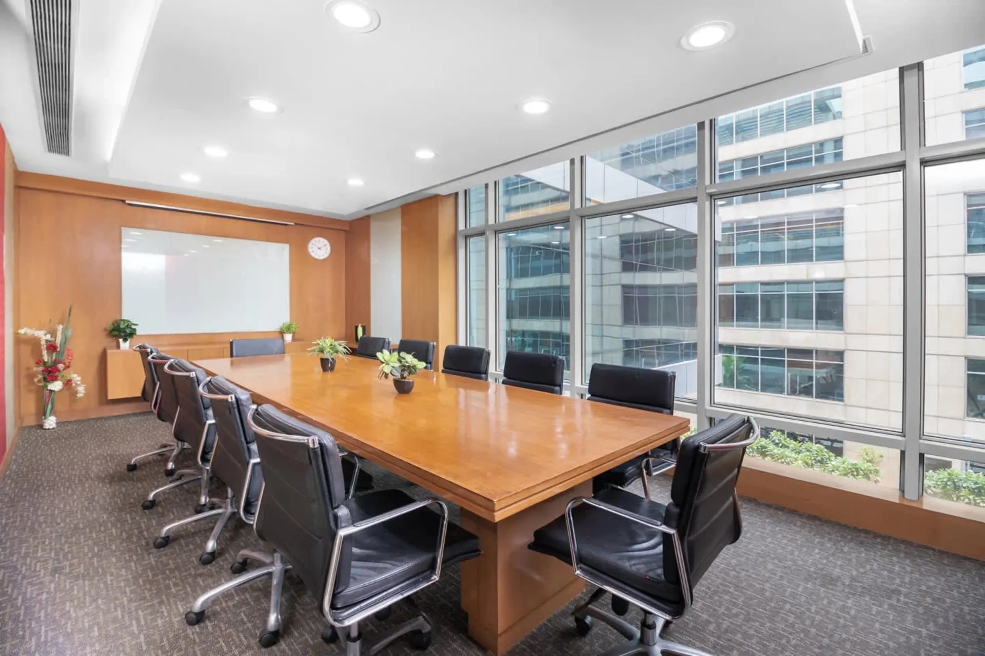 Regus 3