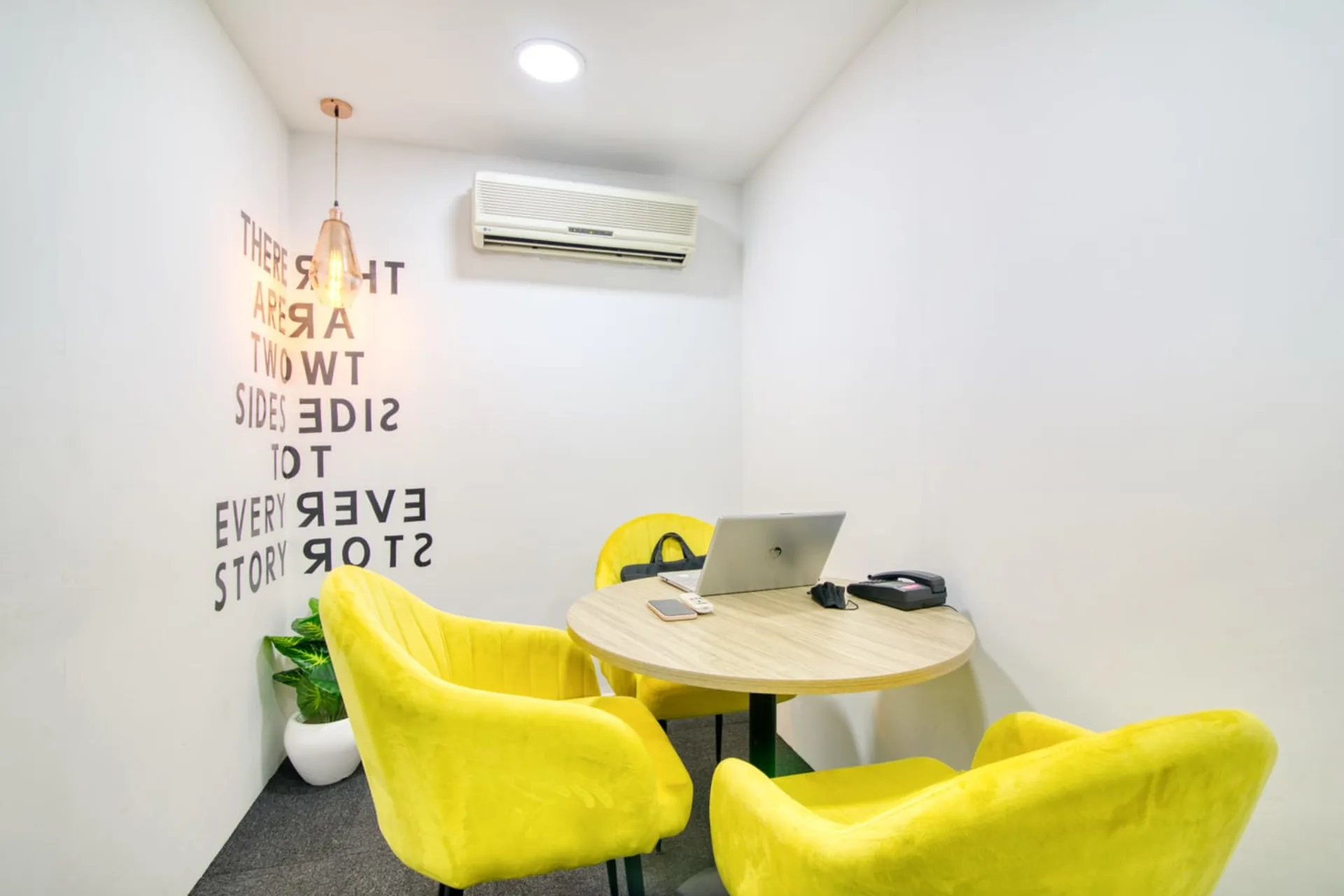 Rworkspaces - Devika Towers 7